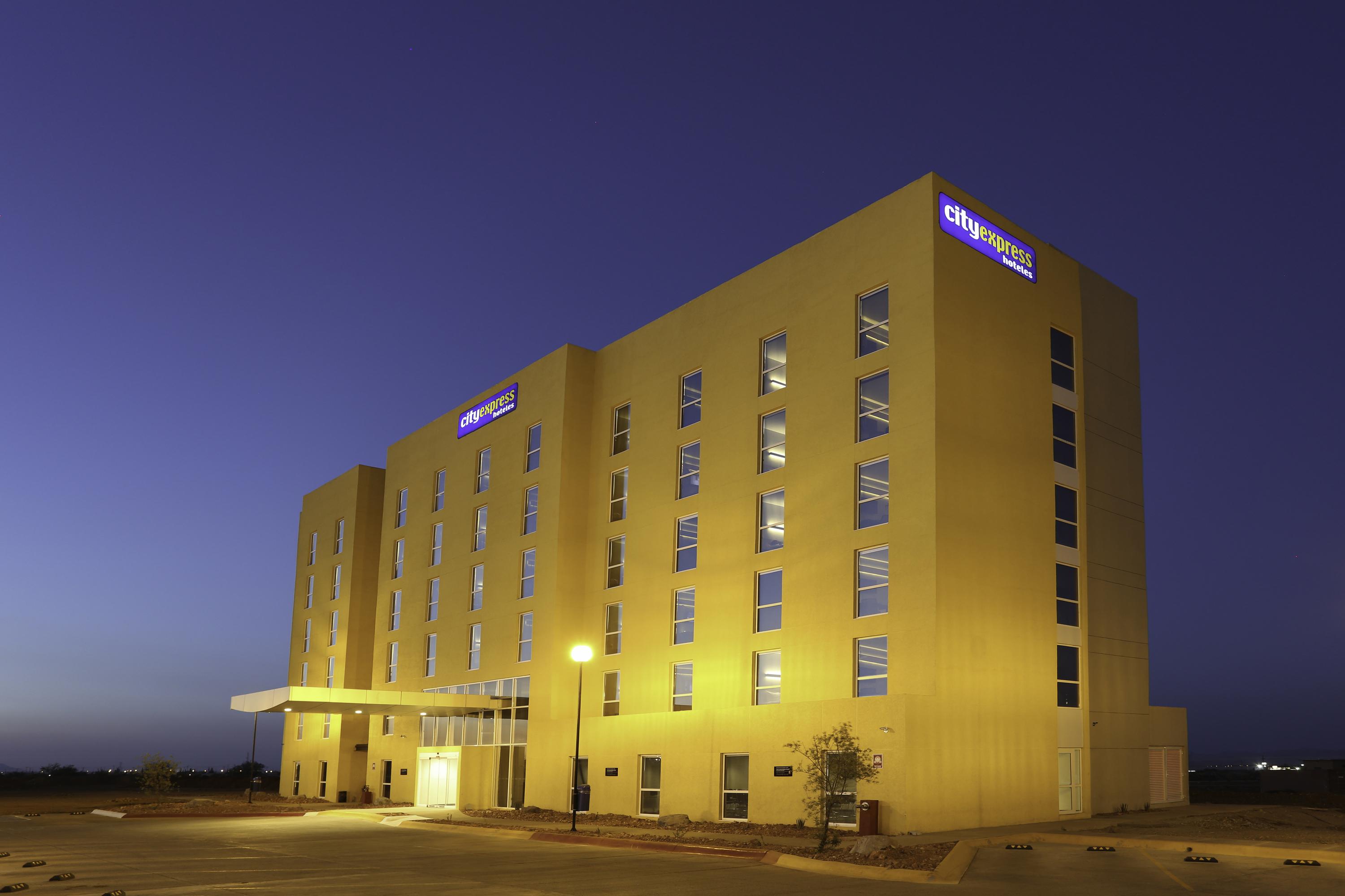 City Express By Marriott Cananea Ngoại thất bức ảnh